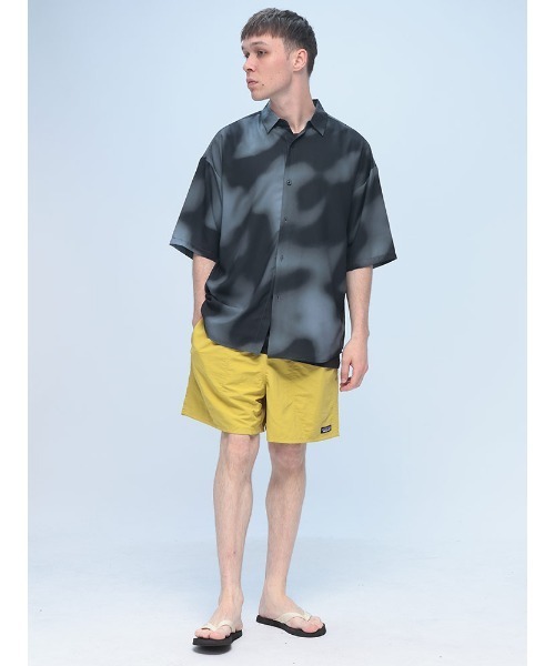 SAKAZEN(サカゼン)の「Naive magic 柄シャツ 半袖 シャツ メンズ モノトーン 花柄(シャツ/ブラウス・メンズ・C/D/E/F/A/B・M/L)」の13枚目の写真