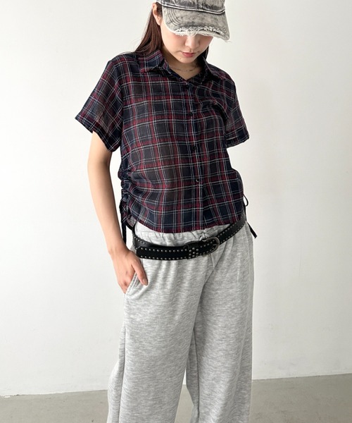 Bamm（バム）の「サイドギャザーチェックシャツ（シャツ/ブラウス・レディース・ネイビー/ホワイト・FREE）」の13枚目の写真