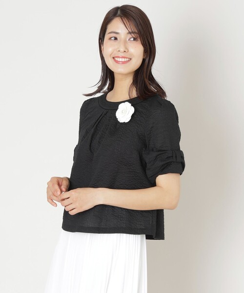 TO BE CHIC(トゥー ビー シック)の「ウェーブローン スリーブリボンブラウス(シャツ/ブラウス・レディース・ピンク/ベージュ系その他4/ブラック・40)」の2枚目の写真