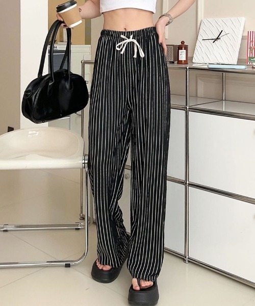 shoppinggo(ショッピングゴー)の「夏服 ワイドパンツ ストライプ(カーゴパンツ・レディース・グリーン/キャメル/ピンク/ブルー/ホワイト/ブラック・FREE)」の3枚目の写真