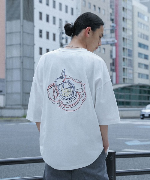 フラワー刺繍半袖Tシャツ』（Tシャツ/カットソー）｜MDR