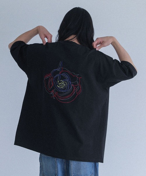 「数量限定 在庫処分セール」 フラワー刺繍半袖Tシャツ』（Tシャツ/カットソー）｜MDR トップス