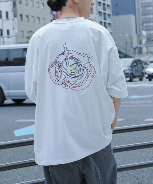 フラワー刺繍半袖Tシャツ』（Tシャツ/カットソー）｜MDR