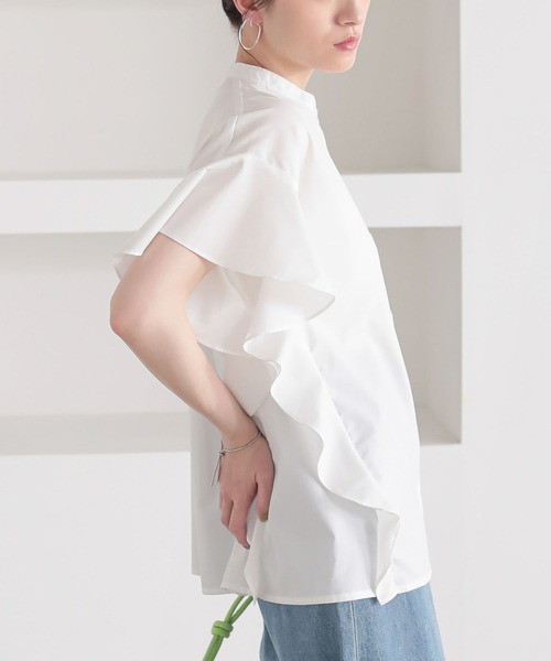 n'OrLABEL（ノアールレーベル）の「『サイドフレアブラウス』（シャツ/ブラウス・レディース・ネイビー/ベージュ/オフホワイト/ブラック・2/1）」の5枚目の写真