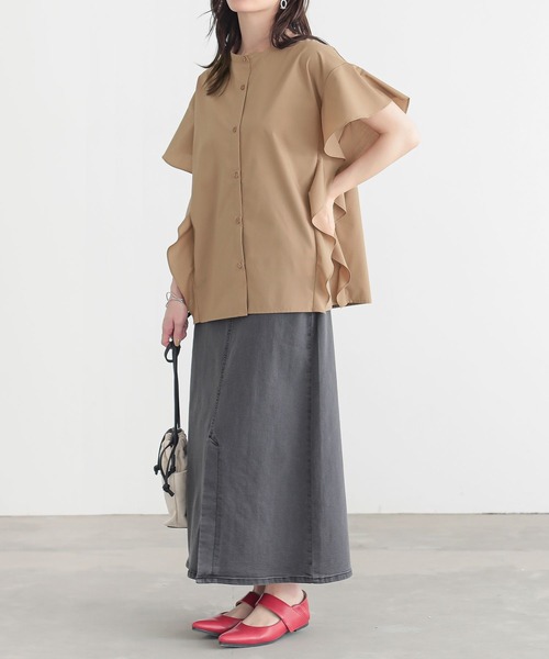 n'OrLABEL（ノアールレーベル）の「『サイドフレアブラウス』（シャツ/ブラウス・レディース・ネイビー/ベージュ/オフホワイト/ブラック・2/1）」の18枚目の写真