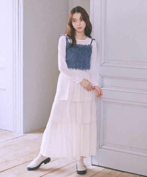 earth music&ecology（アースミュージックアンドエコロジー）の「【WEB限定】ベロアリボンフェザービスチェ（ベスト・レディース・ベージュ/アイボリー/チャコールグレー/ブルー・FREE）」の8枚目の写真