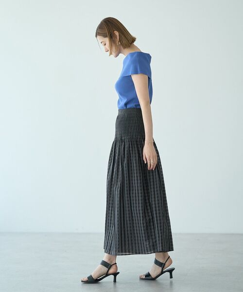 YECCA VECCA（イェッカヴェッカ）の「オフショルニット（ニット/セーター・レディース・ベージュ/ブラック/ブルー・FREE）」の16枚目の写真