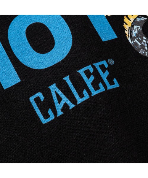 CALEE（キャリー）の「SNAKE SKULL LOGO DROP L/S TEE ＜EXCLUSIVE＞（Tシャツ/カットソー・メンズ・ブラック×ブルー・MEDIUM/LARGE/X-LARGE/XX-LARGE）」の5枚目の写真