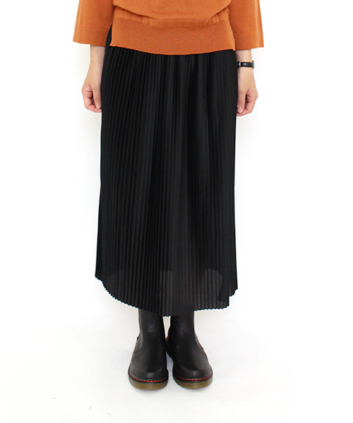 Kastane(カスタネ)の「プリーツSK(EC)(スカート・レディース・ライトグレー/ブラック/オレンジ/レッド・FREE)」の2枚目の写真