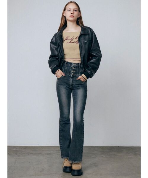 EMODA（エモダ）の「フロントロゴクロップニット（ニット/セーター・レディース・グレー/ブラック/ベージュ・FREE）」の15枚目の写真