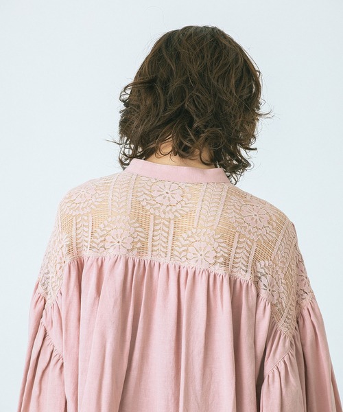 ROSE BUD(ローズバッド)の「(GENE HEAVENS)LACE YORK RUFFLE SHIRT(シャツ/ブラウス・レディース・ピンク/ブラック/ホワイト・ONE SIZE)」の7枚目の写真