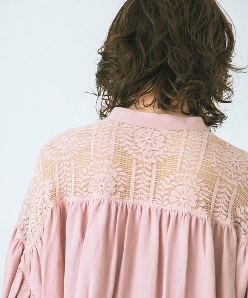 ROSE BUD(ローズバッド)の「(GENE HEAVENS)LACE YORK RUFFLE SHIRT(シャツ/ブラウス・レディース・ピンク/ブラック/ホワイト・ONE SIZE)」の6枚目の写真