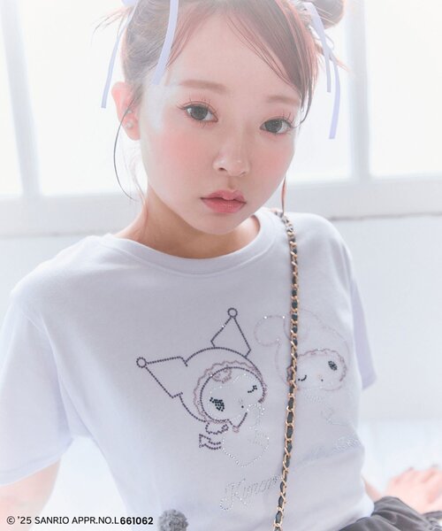 sanrio(サンリオ)の「メロクロキラキラTシャツ(Tシャツ/カットソー・レディース・オフホワイト/ラベンダー/ピンク・FREE)」の3枚目の写真