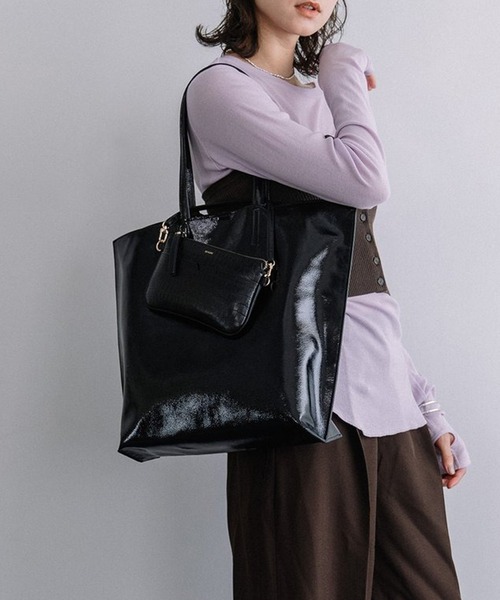 Beau're(ヴュレ)の「【BEAURE】カウレザー A4トートバッグ B-25420※(トートバッグ・レディース・ブラック/ベージュ/ブラウン・FREE)」の4枚目の写真