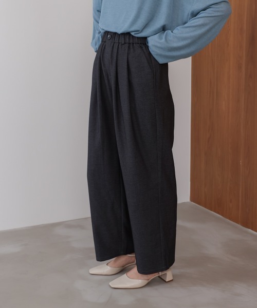 Bou Jeloud(ブージュルード)の「タックデニム調パンツ(その他パンツ・レディース・チャコールグレー/インディゴブルー・FREE)」の5枚目の写真