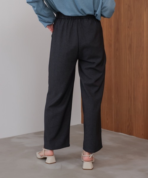 Bou Jeloud(ブージュルード)の「タックデニム調パンツ(その他パンツ・レディース・チャコールグレー/インディゴブルー・FREE)」の7枚目の写真