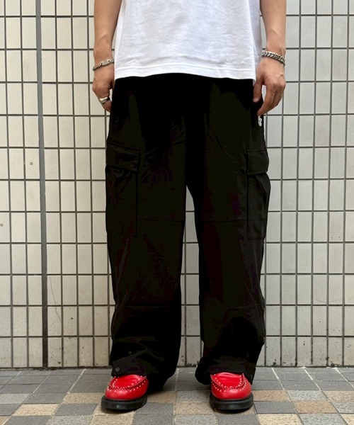 EXAMPLE（エグザンプル）の「EXAMPLE AIR CARGO SIDE BUTTONS PANTS（カーゴパンツ・メンズ・ブラック・XXL/XL/L/M）」の15枚目の写真