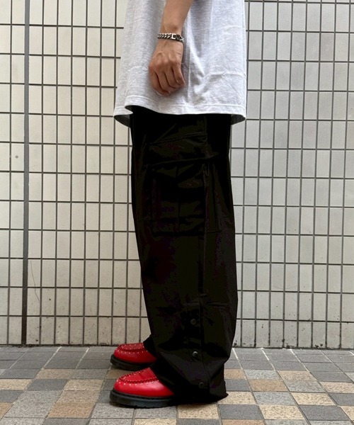 EXAMPLE（エグザンプル）の「EXAMPLE AIR CARGO SIDE BUTTONS PANTS（カーゴパンツ・メンズ・ブラック・XXL/XL/L/M）」の19枚目の写真