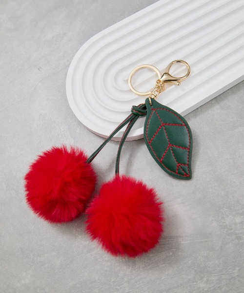 VIS（ビス）の「チェリーファーチャーム（キーホルダー・レディース・レッド/ピンク・FREE）」の2枚目の写真