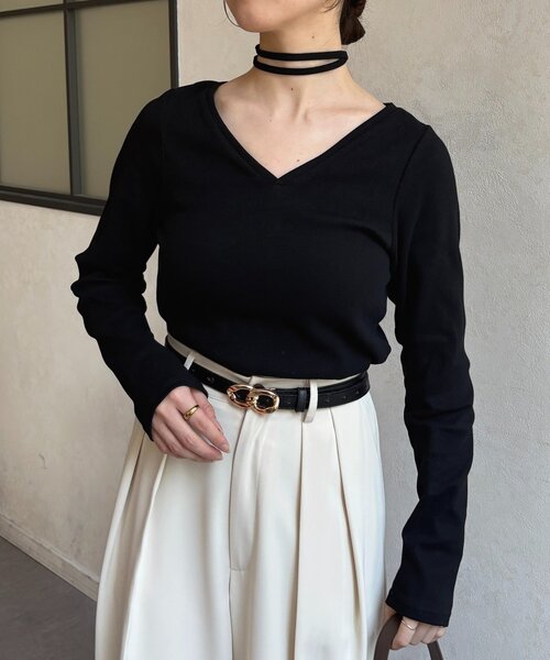 Thevon（ゼボン）の「チョーカー付きVネックリブプルオーバー（Tシャツ/カットソー・レディース・ブラウン/オフホワイト/ブラック・FREE）」の19枚目の写真