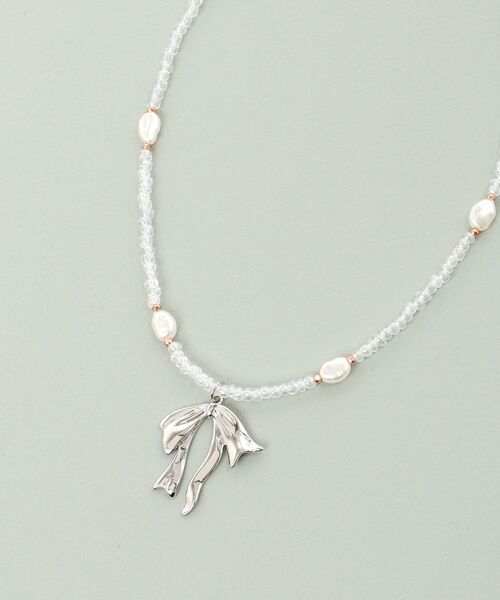 MAJESTIC LEGON（マジェスティックレゴン）の「きらきらリボンモチーフネックレス（ネックレス・レディース・A/B・FREE）」の11枚目の写真