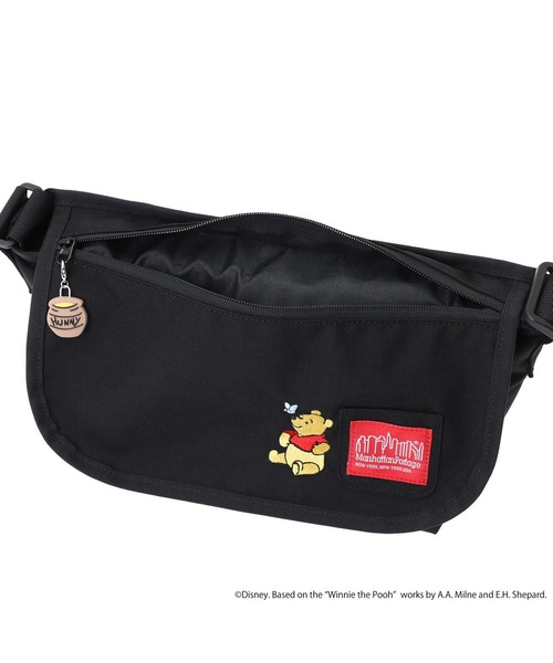 Manhattan Portage（マンハッタンポーテージ）の「Manhattan Portage/マンハッタンポーテージ ショルダーバック "くまのぷーさん" NYLON MESSENGER BAG JR SLIM POOH MP1605JRSFZPPH（ショルダーバッグ・メンズ・ブラック×レッド・FREE）」の14枚目の写真