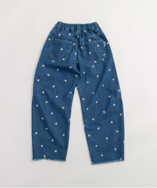EDWIN（エドウィン）の「【Ou? by EDWIN】フラワー刺繍デニムカーブパンツ（デニムパンツ・キッズ・ブラック/ブルー・130/90/120/110/100/140/150）」の10枚目の写真