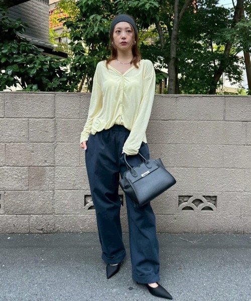 HANNE(アン)の「Vネックシアーカーディガン(カーディガン/ボレロ・レディース・イエロー/ホワイト/チャコールグレー・FREE)」の9枚目の写真
