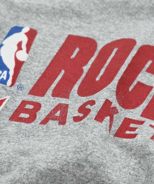 LABORATORY R(ラボラトリーアール)の「【USED】90s McGREGOR “NBA ROCKET” バスケ Tシャツ(Tシャツ/カットソー・メンズ・グレー・MEDIUM)」の3枚目の写真