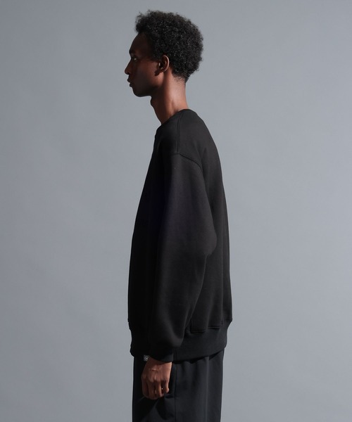 NUMERALS（ヌメラルズ）の「[NUMERALS]ヘビー裏毛ロゴスウェット（スウェット・メンズ・ブラック/カーキ/オフホワイト・MEDIUM/LARGE）」の14枚目の写真