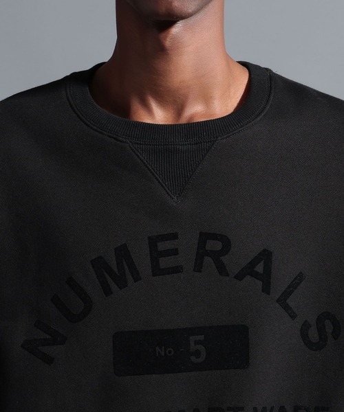 NUMERALS（ヌメラルズ）の「[NUMERALS]ヘビー裏毛ロゴスウェット（スウェット・メンズ・ブラック/カーキ/オフホワイト・MEDIUM/LARGE）」の16枚目の写真