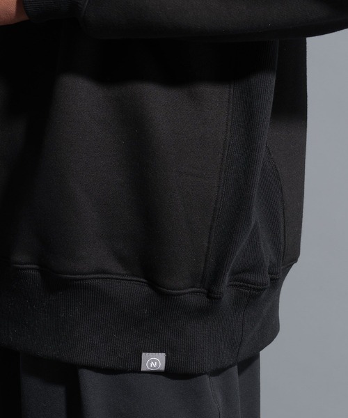 NUMERALS（ヌメラルズ）の「[NUMERALS]ヘビー裏毛ロゴスウェット（スウェット・メンズ・ブラック/カーキ/オフホワイト・MEDIUM/LARGE）」の18枚目の写真