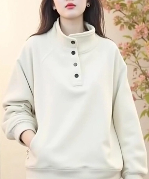 cammie(キャミー)の「スタンドカラーボタンデザインプルオーバー(ニット/セーター・レディース・ブラック/ブラウン/オフホワイト・L/M)」の10枚目の写真
