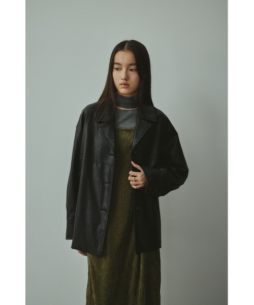 フェイクレザージャケット 秋服（テーラードジャケット