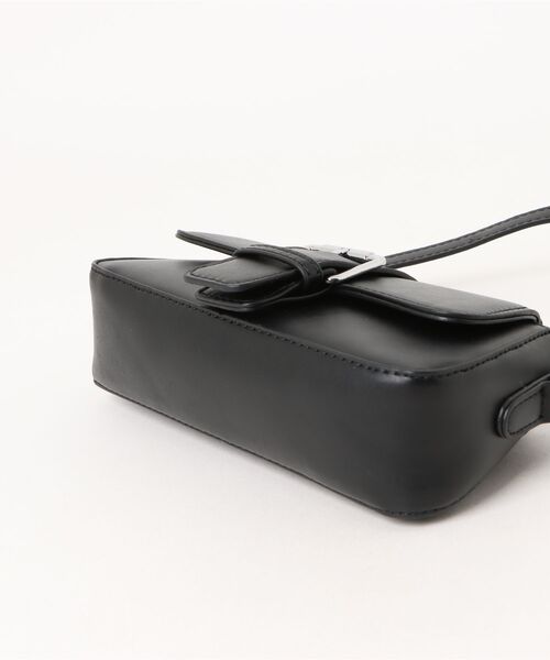 VIBGYOR（ヴィブジョー）の「レディース フェイクレザー ショルダーバッグ(BDS)（ショルダーバッグ・レディース・ブラック・FREE）」の8枚目の写真