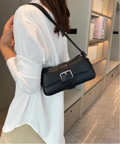 VIBGYOR（ヴィブジョー）の「レディース フェイクレザー ショルダーバッグ(BDS)（ショルダーバッグ・レディース・ブラック・FREE）」の6枚目の写真