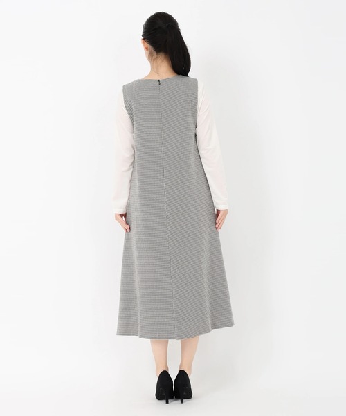 STRAWBERRY-FIELDS（ストロベリーフィールズ）の「プルックツイル/ウーリー千鳥_キーネックジャンパースカート（ジャンパースカート・レディース・ハウンドトゥース/ベージュ/ローズ系/ブラック・2）」の6枚目の写真