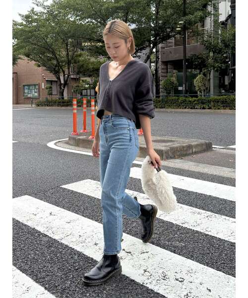 Ungrid(アングリッド)の「【WEB限定】ストレッチテーパードデニム(デニムパンツ・レディース・ブルー・25inch/24inch/26inch)」の3枚目の写真
