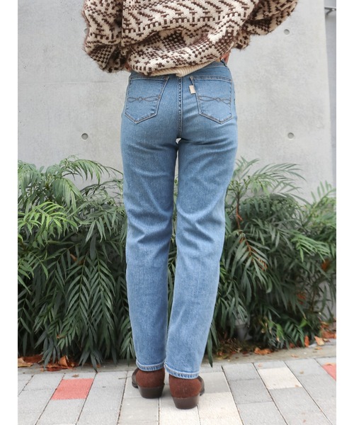 Ungrid(アングリッド)の「【WEB限定】ストレッチテーパードデニム(デニムパンツ・レディース・ブルー・25inch/24inch/26inch)」の11枚目の写真