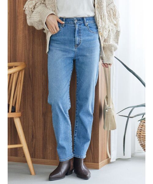 Ungrid(アングリッド)の「【WEB限定】ストレッチテーパードデニム(デニムパンツ・レディース・ブルー・25inch/24inch/26inch)」の14枚目の写真