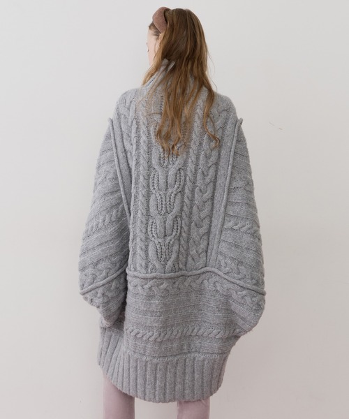 LA BELLE ETUDE(ラベルエチュード)の「ケイブルBIGニットワンピース(ワンピース・レディース・グリーン/ホワイト/グレー/ブラック・FREE)」の16枚目の写真