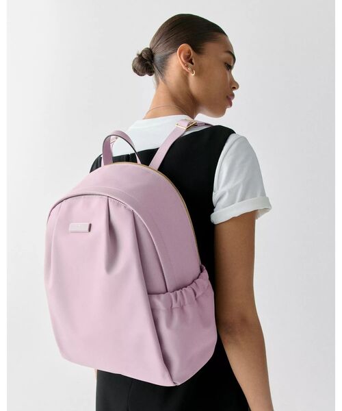 kate spade new york（ケイトスペード ニューヨーク）の「カーター ラージ バックパック（バックパック/リュック・レディース・パープル・ONESIZE）」の2枚目の写真