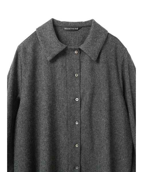 mizuiroind（ミズイロインド）の「mizuiro ind ウールブレンドバルーンスリーブチュニックシャツ（シャツ/ブラウス・レディース・その他1/チャコールグレー/ブラウン系その他・FREE）」の16枚目の写真