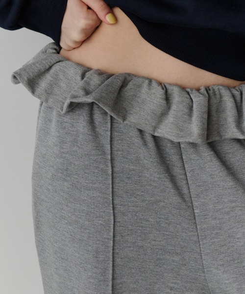 bita.（ビタ）の「ラッフルデザイン 裏起毛カットパンツ（その他パンツ・レディース・グレー/ブラック・FREE）」の10枚目の写真