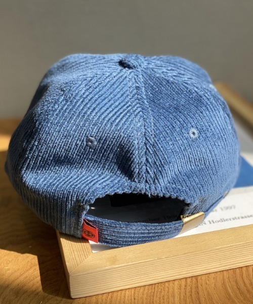 maison de LATIR(メゾンドラティール)の「コーディロイシンプルキャップ(キャップ・レディース・ブルー/ベージュ/キャメル/レンガ・FREE)」の8枚目の写真