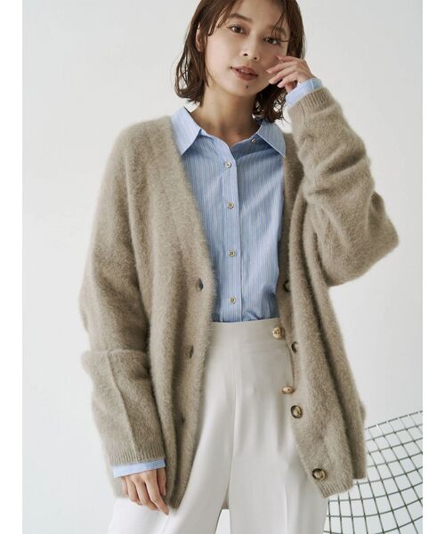 TONAL（トーナル）の「PREMIUM FOX×CASHMERE Vネックカーディガン（カーディガン/ボレロ・レディース・オフホワイト/グレー/ライトブルー/ピンク/ベージュ・MEDIUM）」の19枚目の写真