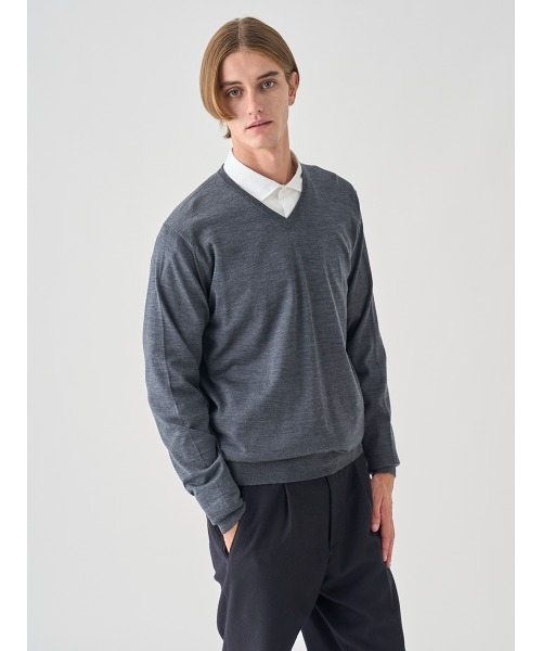 Vネック長袖ニットプルオーバー（ニット/セーター）｜JOHN SMEDLEY