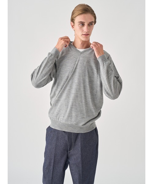 Vネック長袖ニットプルオーバー（ニット/セーター）｜JOHN SMEDLEY