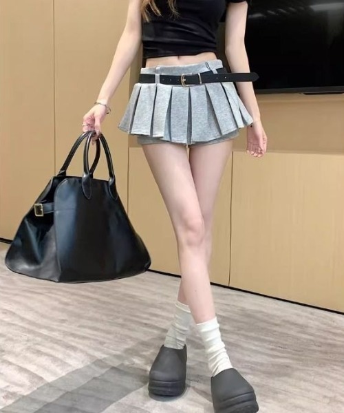 lilful(リルフル)の「【インパン付き】ウエストベルト付き サイドジップ スウェットプリーツミニスカートパンツ(スカート・レディース・ライトグレー/ダークグレー/ブラック・S/M)」の21枚目の写真