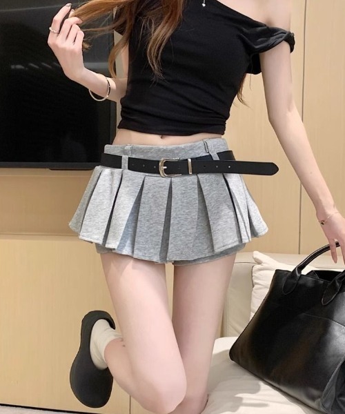 lilful(リルフル)の「【インパン付き】ウエストベルト付き サイドジップ スウェットプリーツミニスカートパンツ(スカート・レディース・ライトグレー/ダークグレー/ブラック・S/M)」の9枚目の写真